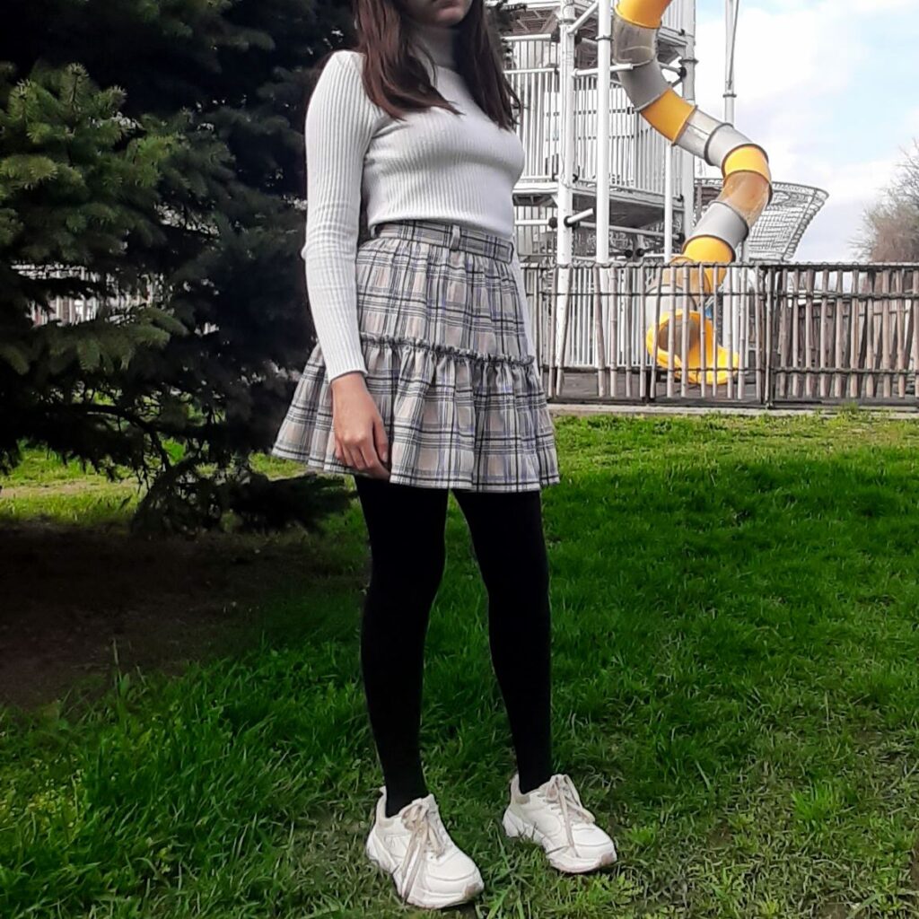 Короткая юбка в клетку по индивидуальному заказу.